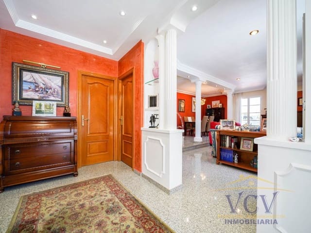5 soveværelse Villa til salg i San Vicente / Sant Vicent del Raspeig med garage - € 715.000 (Ref: 9948463)