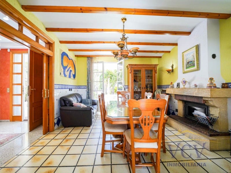 5 Zimmer Villa zu verkaufen in San Vicente / Sant Vicent del Raspeig mit Garage - 715.000 € (Ref: 9948463)
