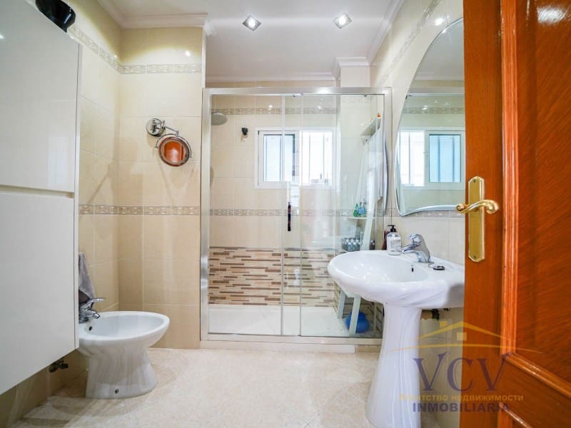 5 Zimmer Villa zu verkaufen in San Vicente / Sant Vicent del Raspeig mit Garage - 715.000 € (Ref: 9948463)