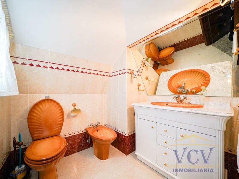 5 Zimmer Villa zu verkaufen in San Vicente / Sant Vicent del Raspeig mit Garage - 715.000 € (Ref: 9948463)