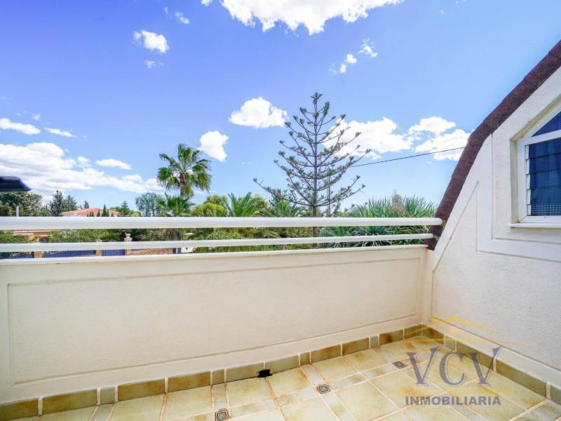 5 Zimmer Villa zu verkaufen in San Vicente / Sant Vicent del Raspeig mit Garage - 715.000 € (Ref: 9948463)