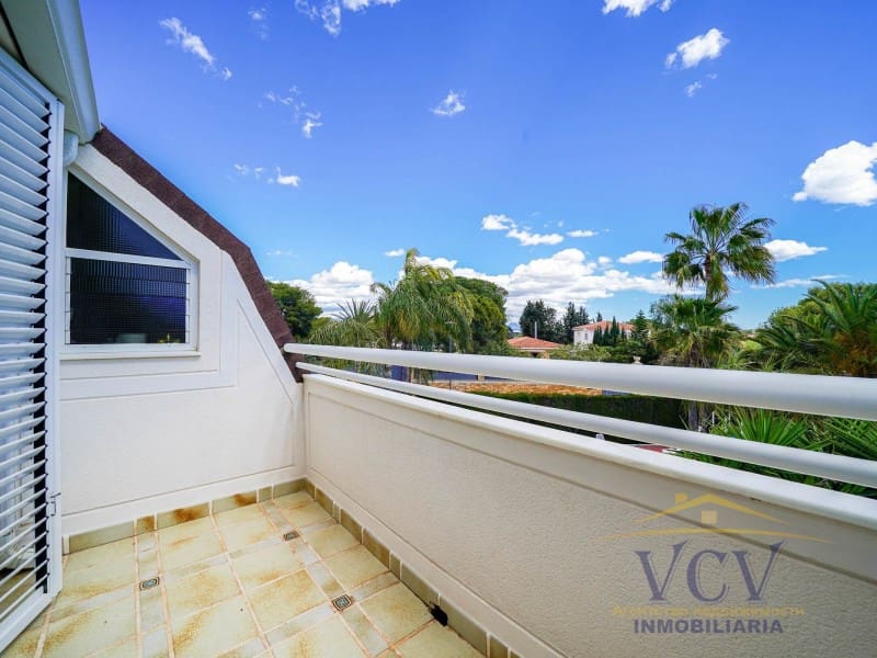 5 Zimmer Villa zu verkaufen in San Vicente / Sant Vicent del Raspeig mit Garage - 715.000 € (Ref: 9948463)