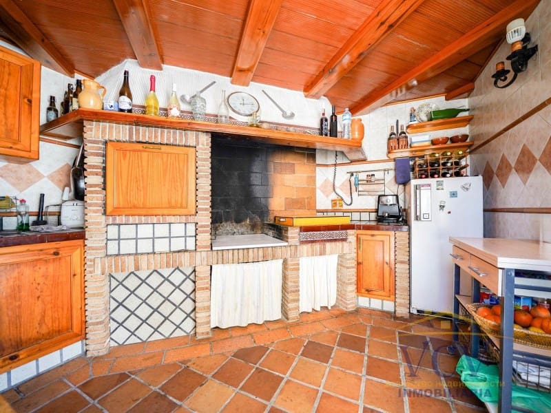 5 Zimmer Villa zu verkaufen in San Vicente / Sant Vicent del Raspeig mit Garage - 715.000 € (Ref: 9948463)