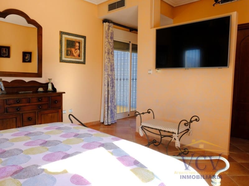 5 sypialnia Finka/Dom wiejski na sprzedaż w Orihuela z garażem - 675 000 € (Ref: 9948464)