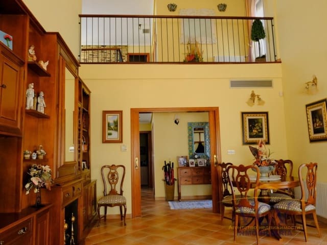 5 slaapkamer Finca/Landhuis te koop in Desamparados - Hurchillo - Torremendo, Orihuela met garage - € 675.000 (Ref: 9948464)
