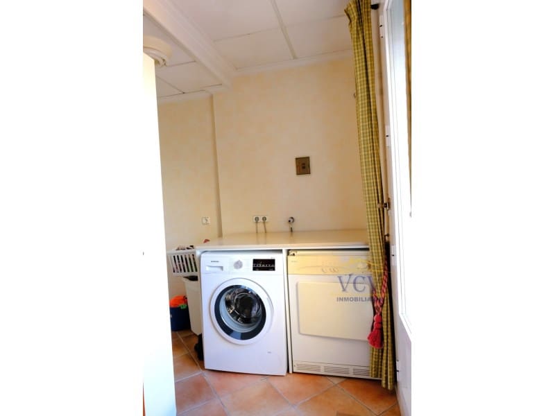5 sypialnia Finka/Dom wiejski na sprzedaż w Orihuela z garażem - 675 000 € (Ref: 9948464)