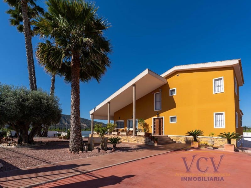 5 sypialnia Finka/Dom wiejski na sprzedaż w Orihuela z garażem - 675 000 € (Ref: 9948464)