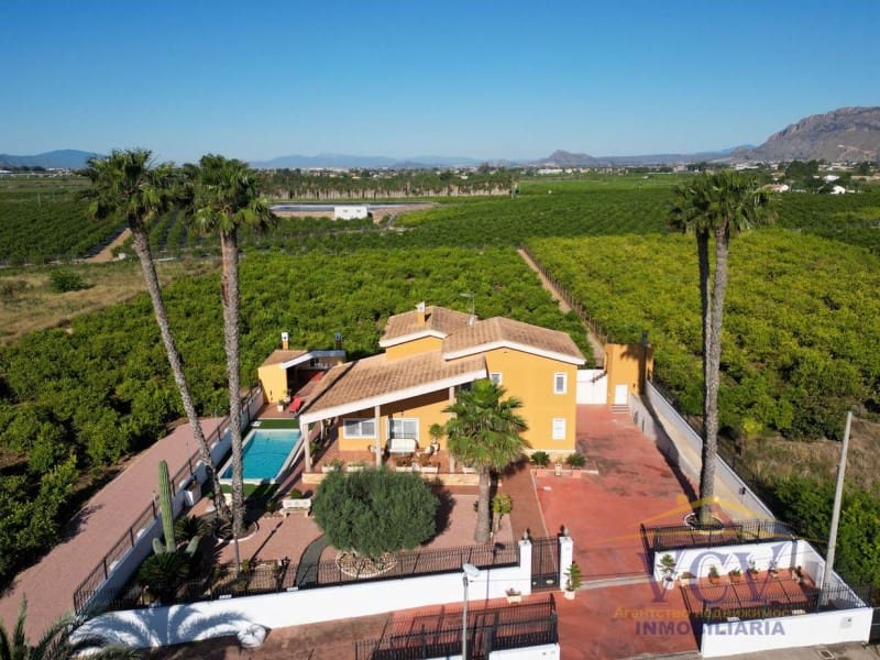 5 sypialnia Finka/Dom wiejski na sprzedaż w Orihuela z garażem - 675 000 € (Ref: 9948464)