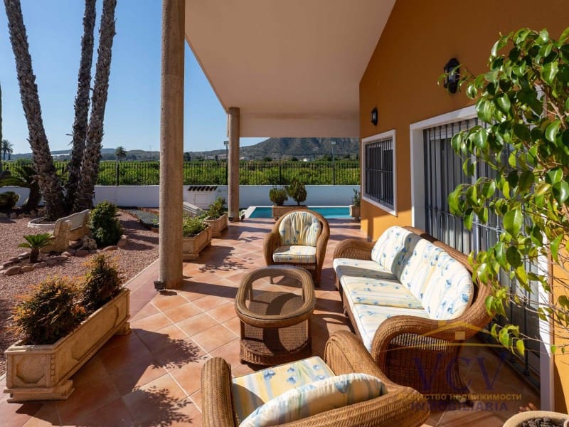 5 sypialnia Finka/Dom wiejski na sprzedaż w Orihuela z garażem - 675 000 € (Ref: 9948464)