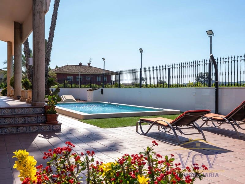 5 sypialnia Finka/Dom wiejski na sprzedaż w Orihuela z garażem - 675 000 € (Ref: 9948464)
