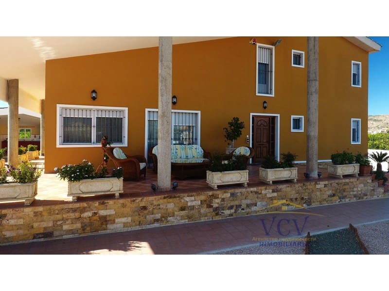 5 sypialnia Finka/Dom wiejski na sprzedaż w Orihuela z garażem - 675 000 € (Ref: 9948464)