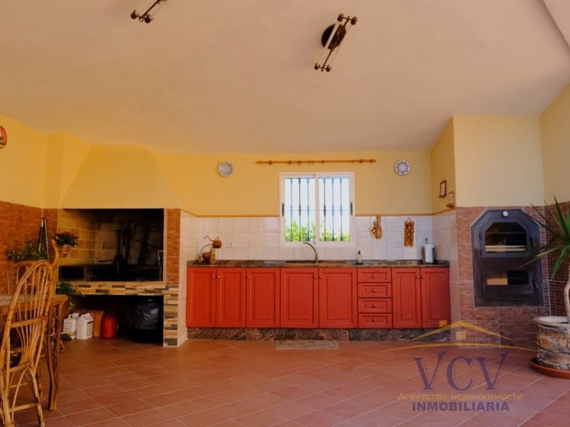 5 sypialnia Finka/Dom wiejski na sprzedaż w Orihuela z garażem - 675 000 € (Ref: 9948464)