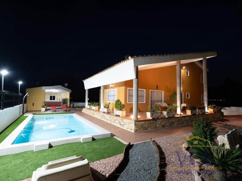 5 sypialnia Finka/Dom wiejski na sprzedaż w Orihuela z garażem - 675 000 € (Ref: 9948464)