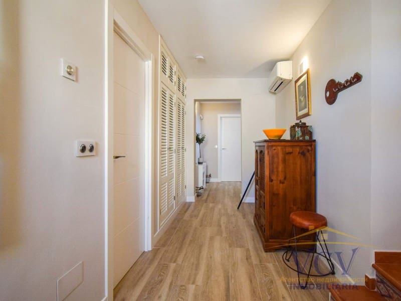 4 soverom Hus til salgs i Gran Alacant med garasje - € 625 000 (Ref: 9948465)
