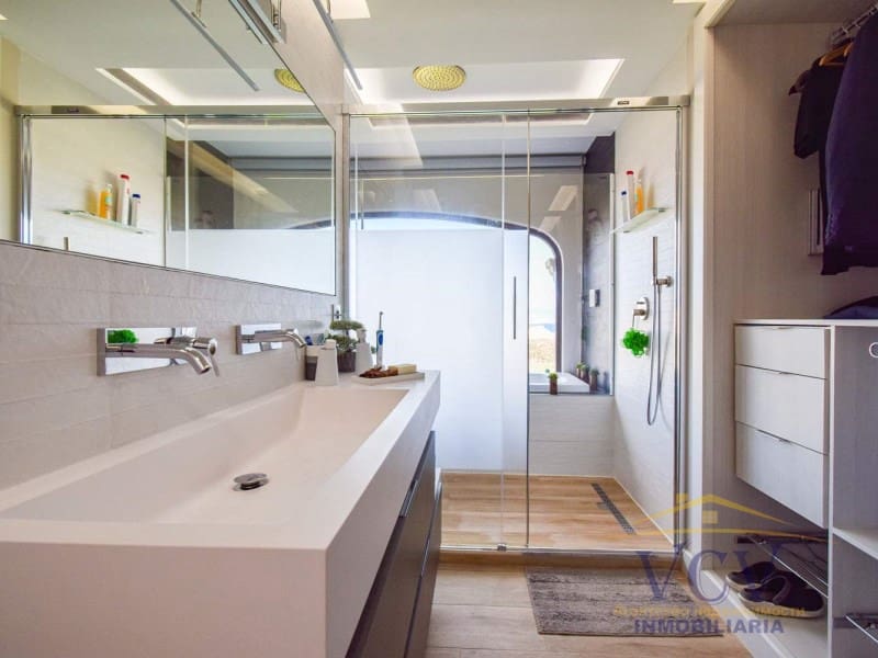 4 soverom Hus til salgs i Gran Alacant med garasje - € 625 000 (Ref: 9948465)