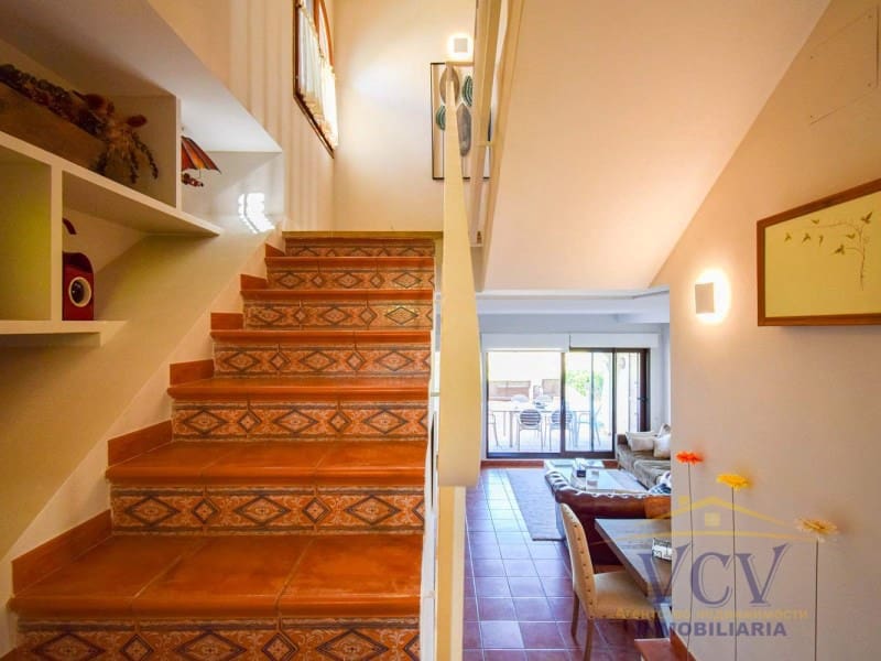 4 soverom Hus til salgs i Gran Alacant med garasje - € 625 000 (Ref: 9948465)