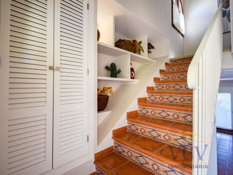 4 soverom Hus til salgs i Gran Alacant med garasje - € 625 000 (Ref: 9948465)
