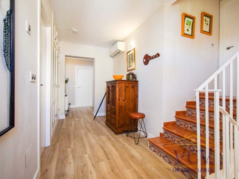 4 soverom Hus til salgs i Gran Alacant med garasje - € 625 000 (Ref: 9948465)