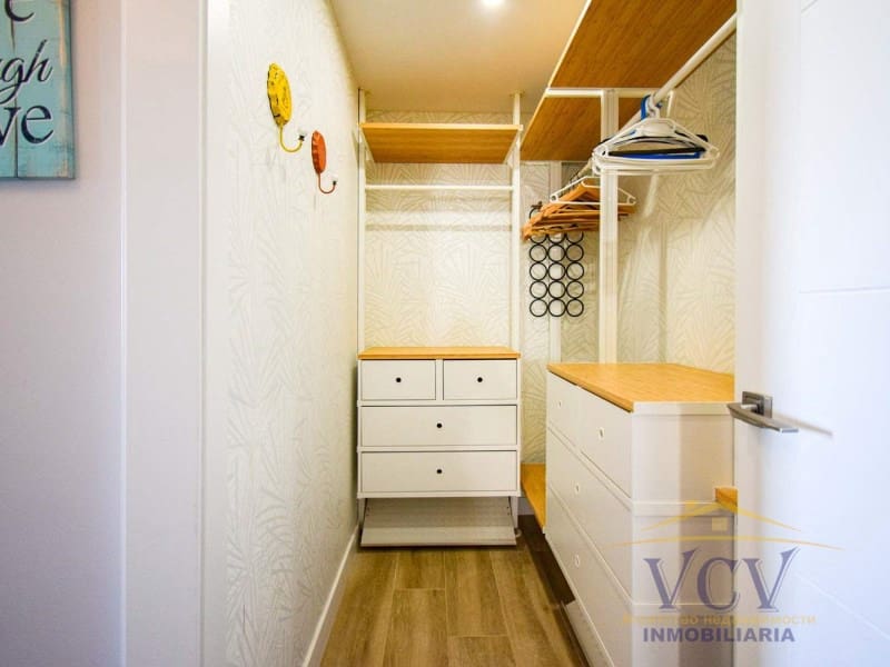 4 soverom Hus til salgs i Gran Alacant med garasje - € 625 000 (Ref: 9948465)