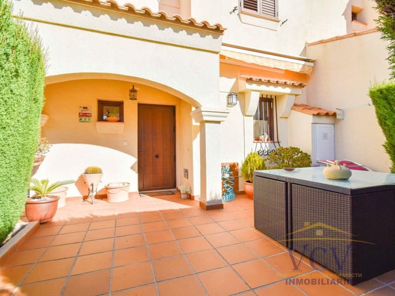 4 soverom Hus til salgs i Gran Alacant med garasje - € 625 000 (Ref: 9948465)