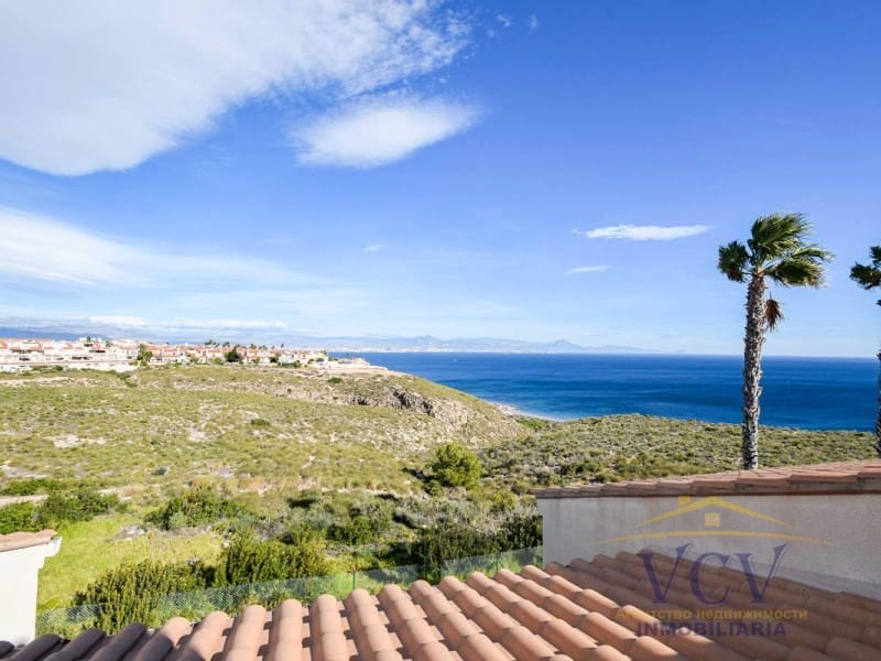 4 soverom Hus til salgs i Gran Alacant med garasje - € 625 000 (Ref: 9948465)
