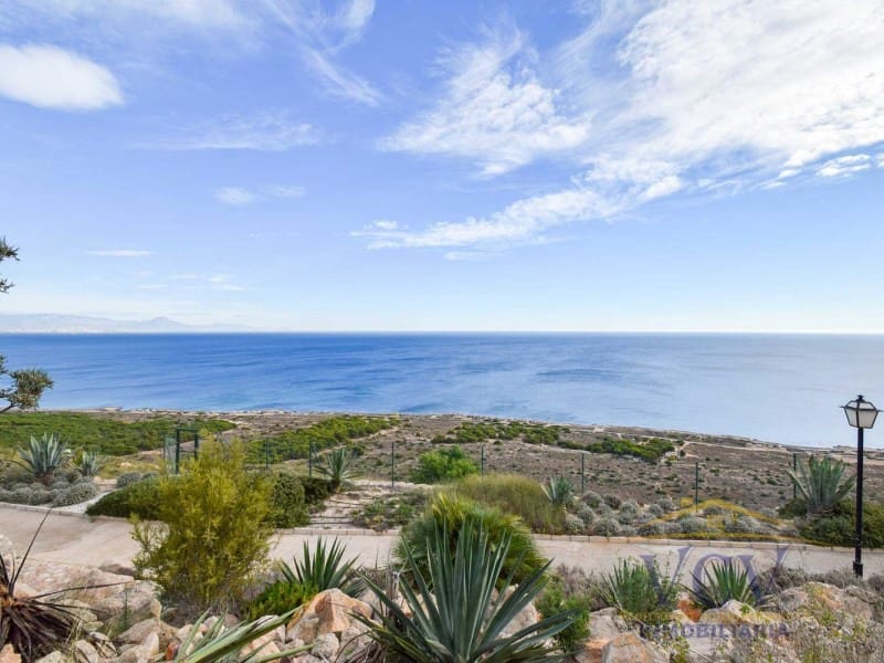 4 soverom Hus til salgs i Gran Alacant med garasje - € 625 000 (Ref: 9948465)