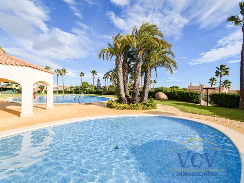 4 soverom Hus til salgs i Gran Alacant med garasje - € 625 000 (Ref: 9948465)