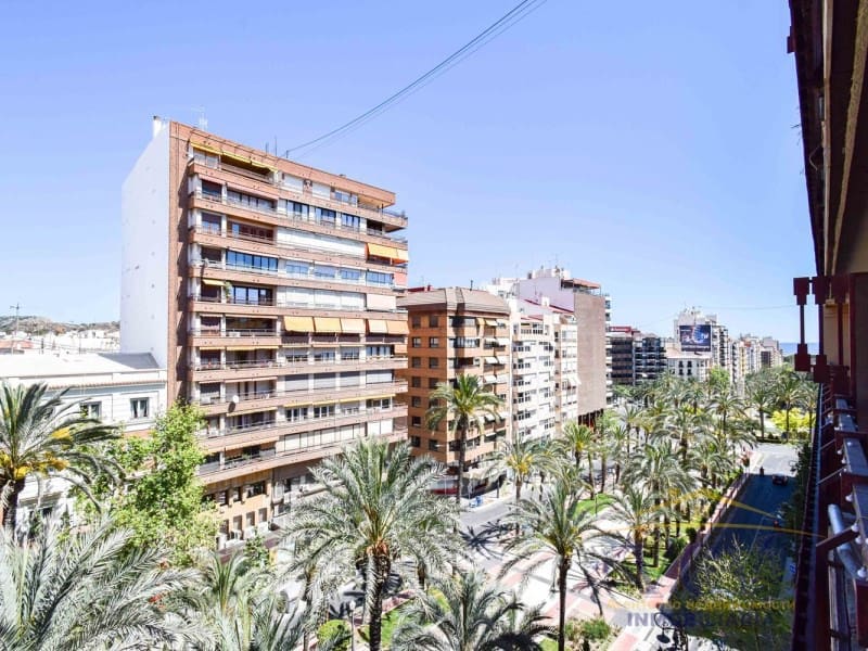 4 chambre Appartement à vendre à Alicante ville - 600 000 € (Ref: 9948466)