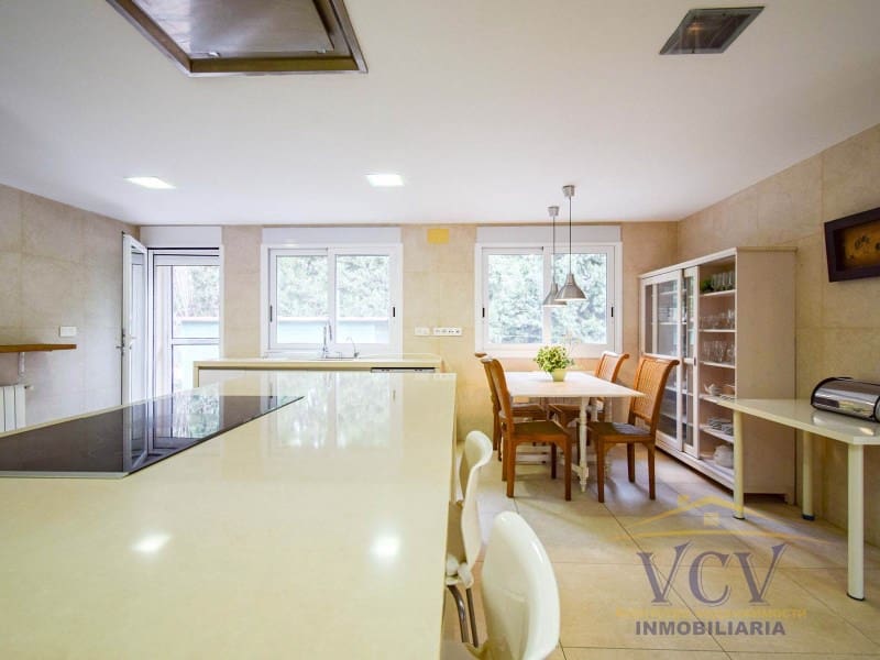 5 sypialnia Willa na sprzedaż w Miasto Alicante / Alacant z basenem garażem - 2 500 000 € (Ref: 9948467)