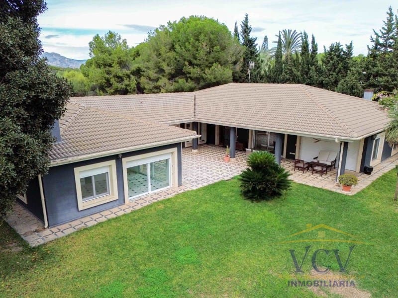 5 sypialnia Willa na sprzedaż w Miasto Alicante / Alacant z basenem garażem - 2 500 000 € (Ref: 9948467)