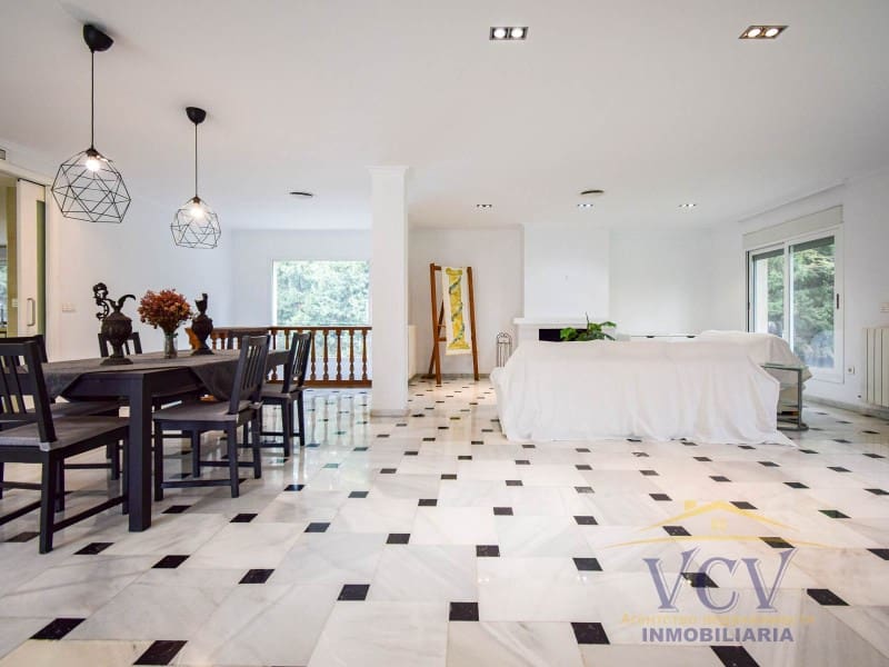 5 sypialnia Willa na sprzedaż w Miasto Alicante / Alacant z basenem garażem - 2 500 000 € (Ref: 9948467)