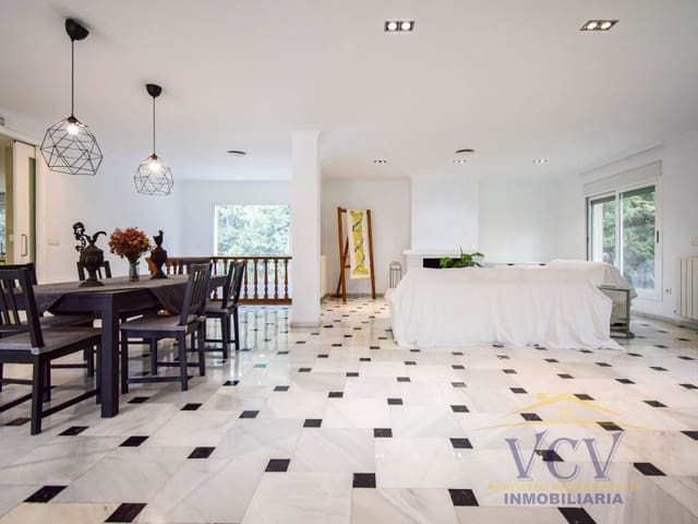 5 sypialnia Willa na sprzedaż w Miasto Alicante / Alacant z basenem garażem - 2 500 000 € (Ref: 9948467)