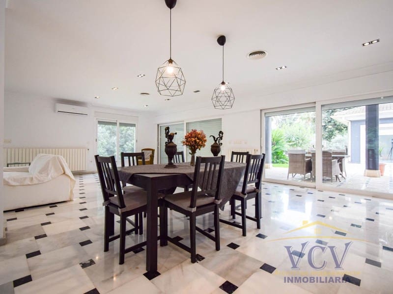 5 sypialnia Willa na sprzedaż w Miasto Alicante / Alacant z basenem garażem - 2 500 000 € (Ref: 9948467)