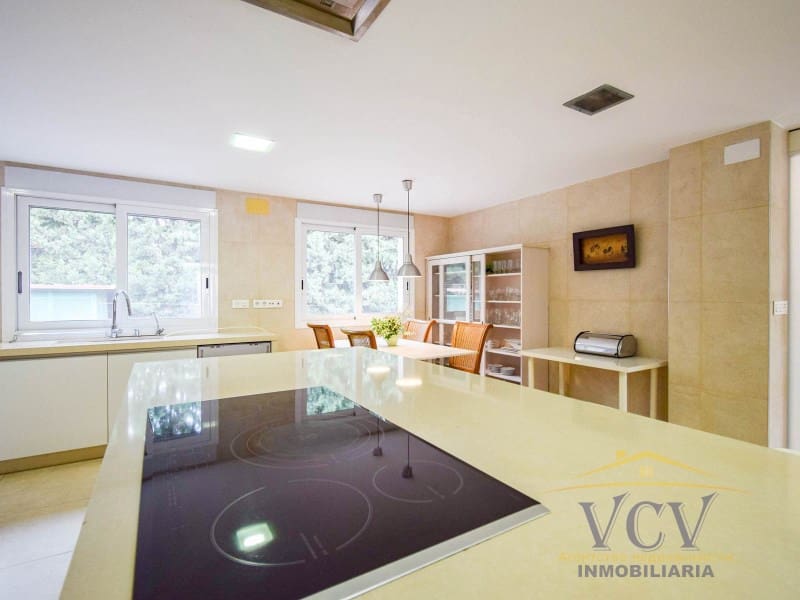 5 sypialnia Willa na sprzedaż w Miasto Alicante / Alacant z basenem garażem - 2 500 000 € (Ref: 9948467)