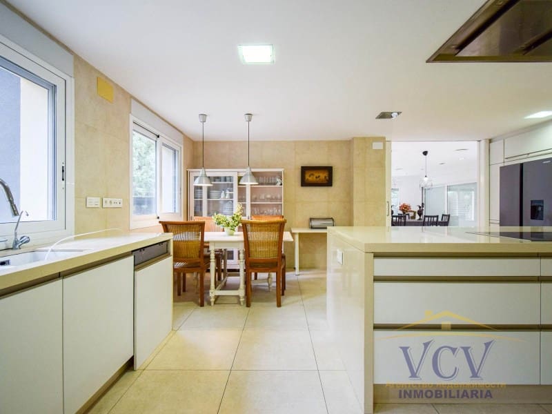 5 sypialnia Willa na sprzedaż w Miasto Alicante / Alacant z basenem garażem - 2 500 000 € (Ref: 9948467)