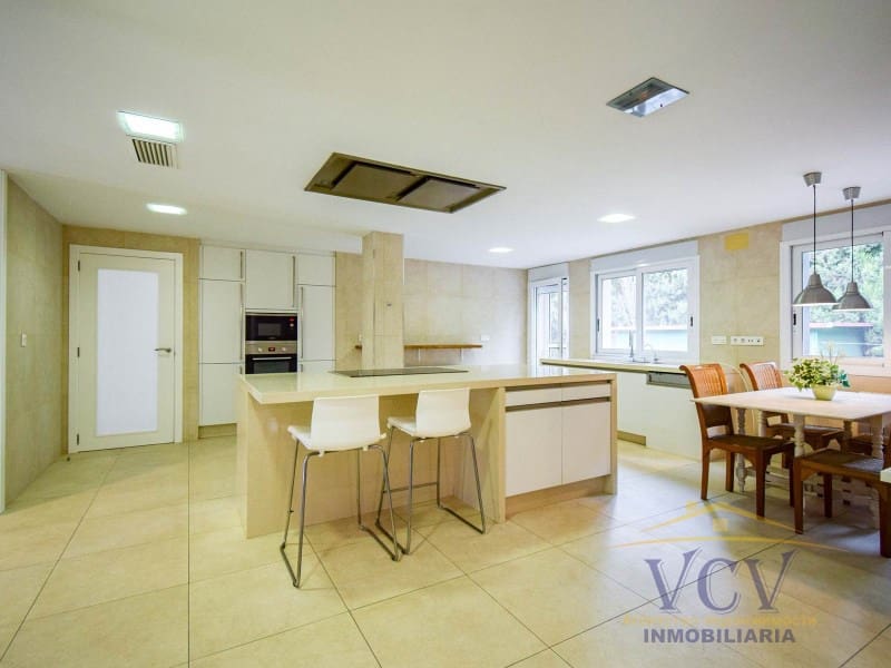 5 sypialnia Willa na sprzedaż w Miasto Alicante / Alacant z basenem garażem - 2 500 000 € (Ref: 9948467)