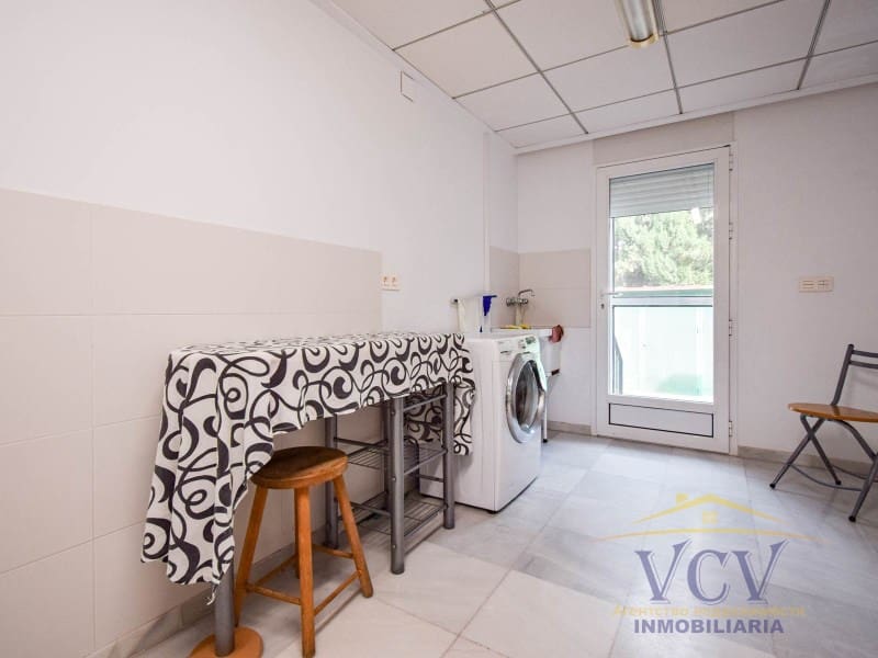 5 sypialnia Willa na sprzedaż w Miasto Alicante / Alacant z basenem garażem - 2 500 000 € (Ref: 9948467)