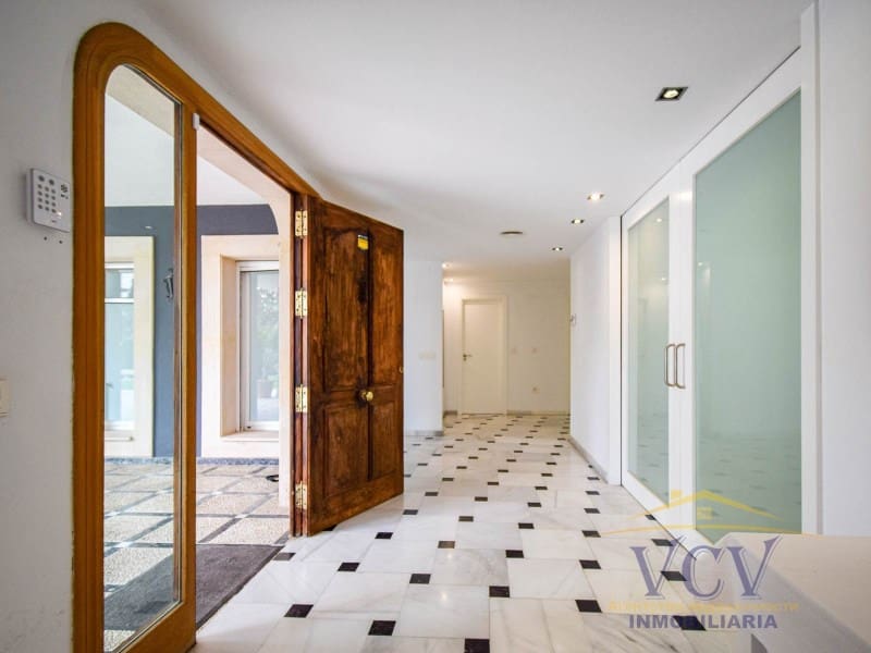 5 sypialnia Willa na sprzedaż w Miasto Alicante / Alacant z basenem garażem - 2 500 000 € (Ref: 9948467)