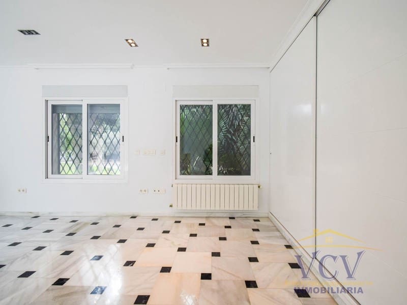 5 sypialnia Willa na sprzedaż w Miasto Alicante / Alacant z basenem garażem - 2 500 000 € (Ref: 9948467)