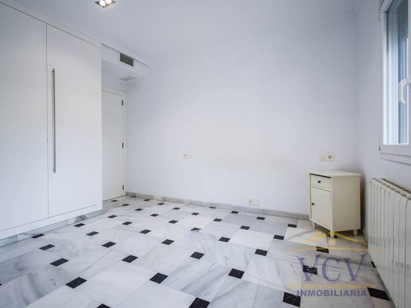 5 sypialnia Willa na sprzedaż w Miasto Alicante / Alacant z basenem garażem - 2 500 000 € (Ref: 9948467)
