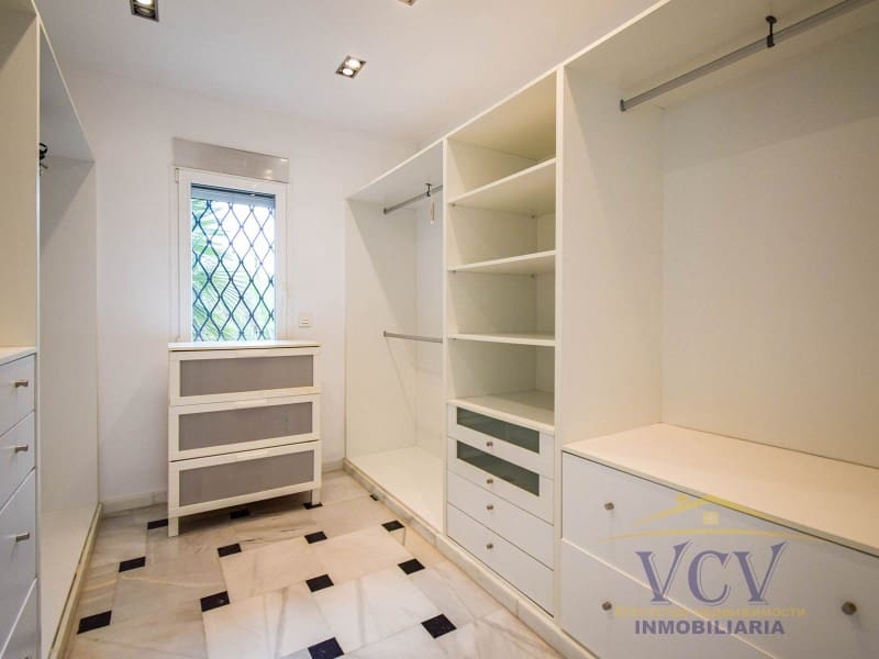 5 sypialnia Willa na sprzedaż w Miasto Alicante / Alacant z basenem garażem - 2 500 000 € (Ref: 9948467)