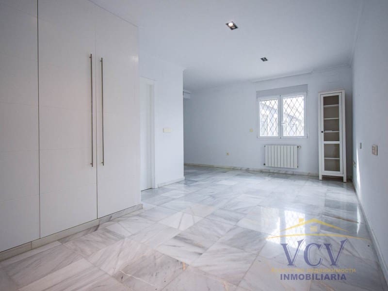 5 sypialnia Willa na sprzedaż w Miasto Alicante / Alacant z basenem garażem - 2 500 000 € (Ref: 9948467)