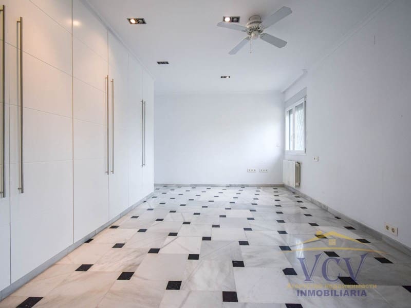 5 sypialnia Willa na sprzedaż w Miasto Alicante / Alacant z basenem garażem - 2 500 000 € (Ref: 9948467)