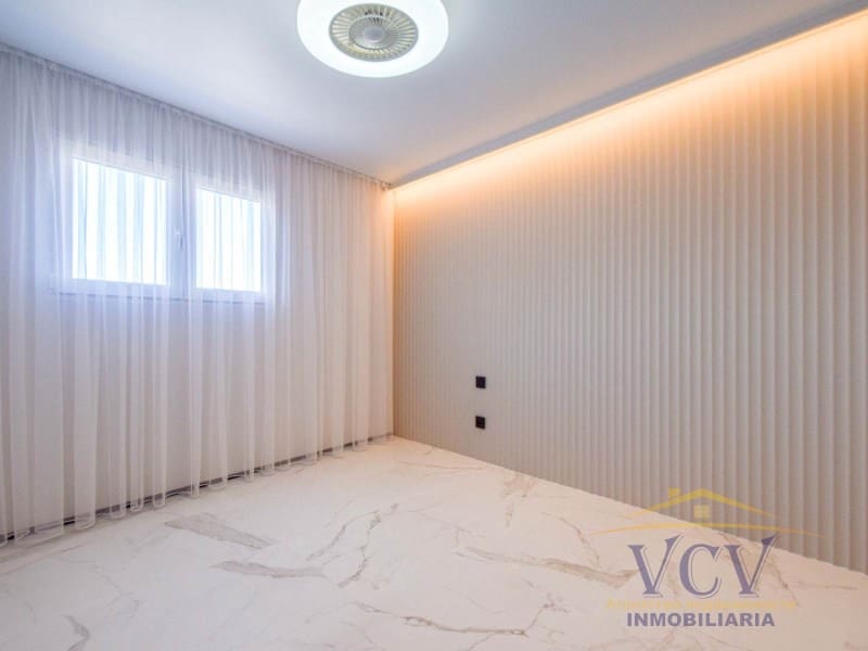 3 soverom Leilighet til salgs i Alicante by med garasje - € 399 000 (Ref: 9948468)