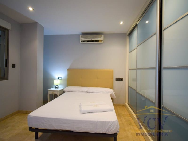 2 soveværelse Penthouse til salg i Alicante by - € 850.000 (Ref: 9948470)