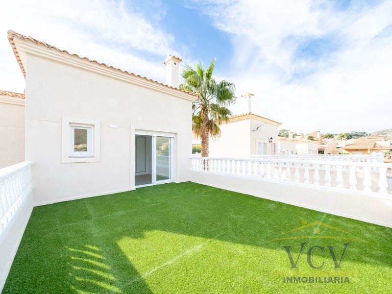 3 soverom Villa til salgs i El Campello med garasje - € 550 000 (Ref: 9948472)