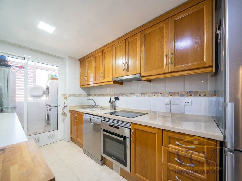 4 sovrum Lägenhet till salu i Alicante stad med garage - 500 000 € (Ref: 9948475)