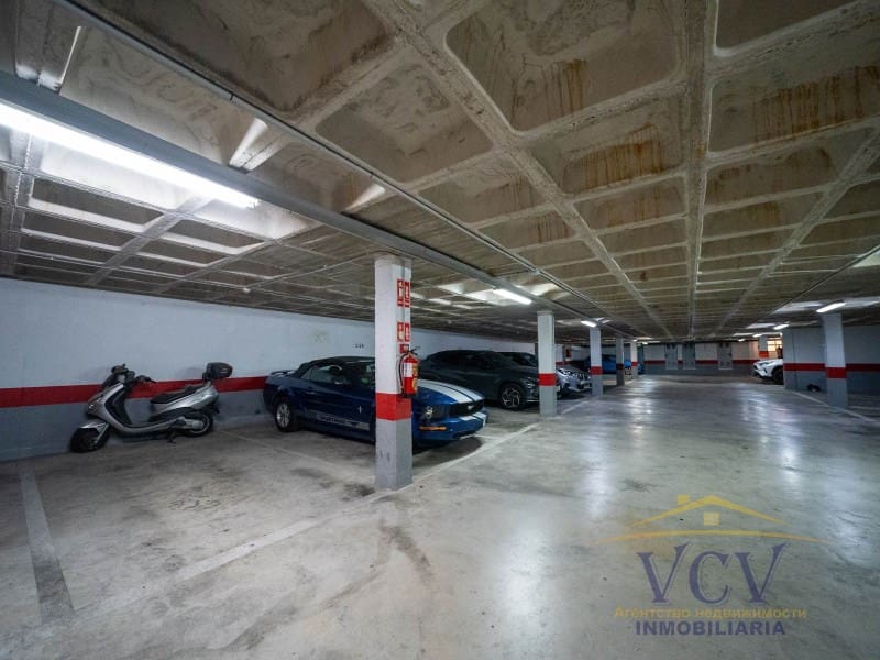 4 sovrum Lägenhet till salu i Alicante stad med garage - 500 000 € (Ref: 9948475)