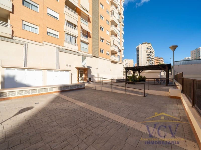 4 sovrum Lägenhet till salu i Alicante stad med garage - 500 000 € (Ref: 9948475)
