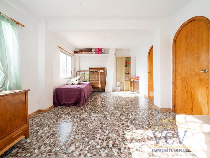 4 soverom Hus til salgs i El Campello med garasje - € 285 000 (Ref: 9948476)